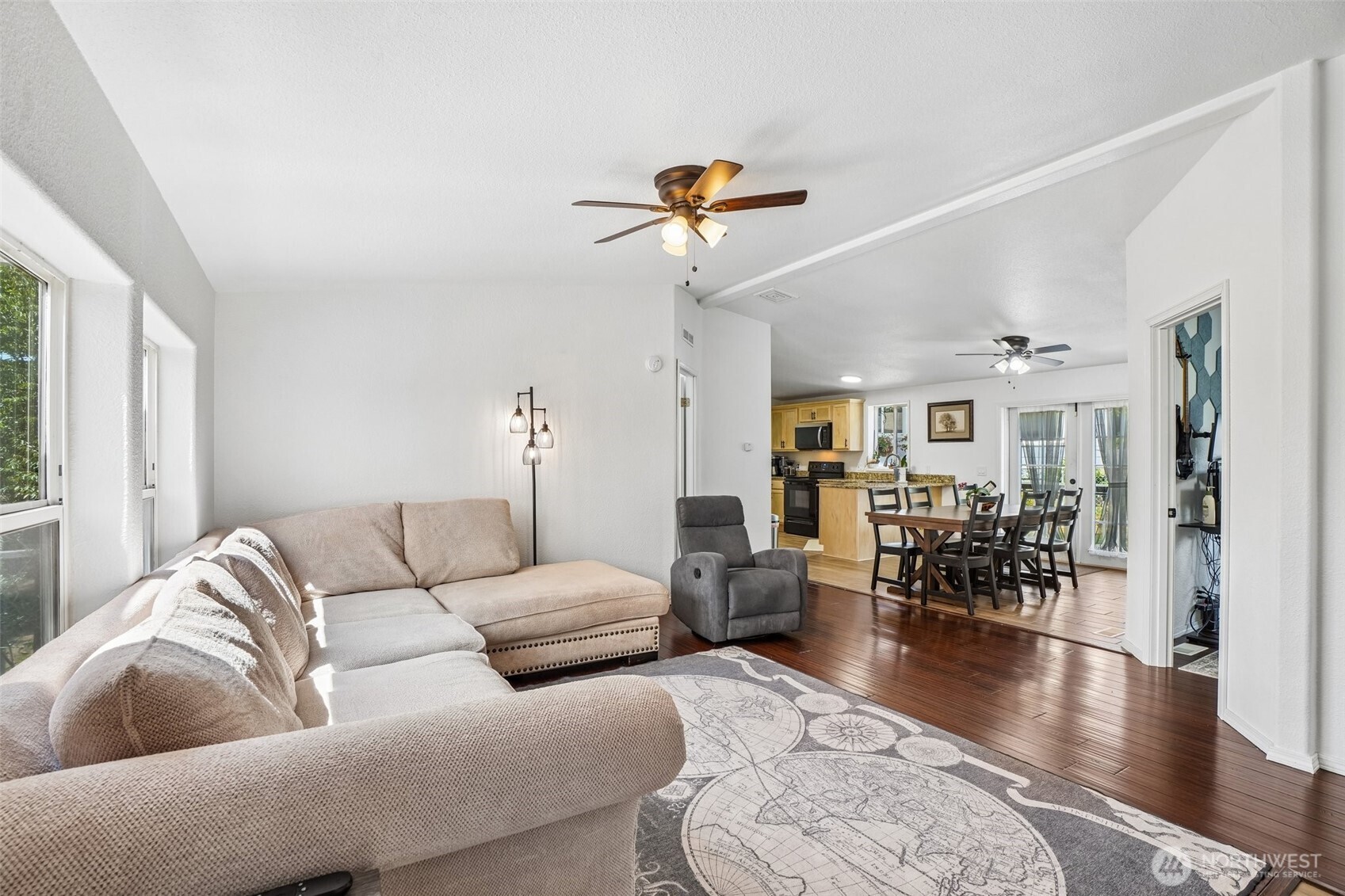 127 Pioneer Avenue Property Photo 7