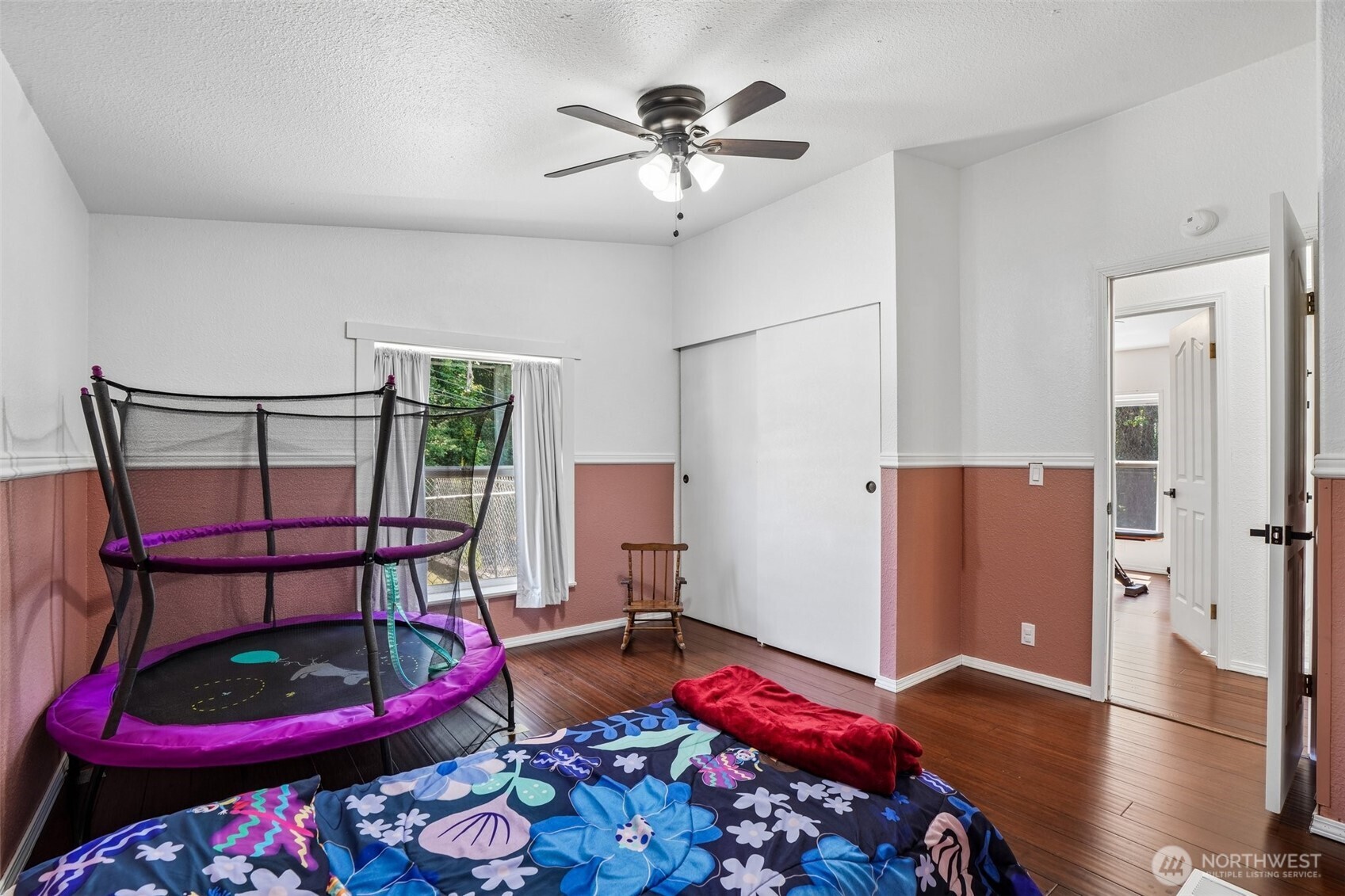 127 Pioneer Avenue Property Photo 30