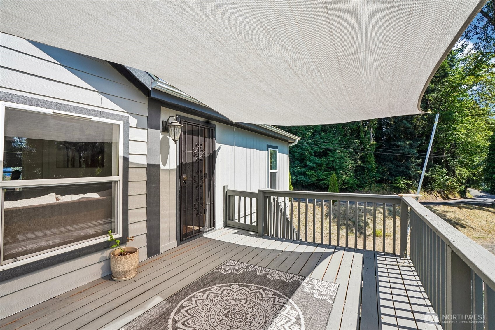 127 Pioneer Avenue Property Photo 34