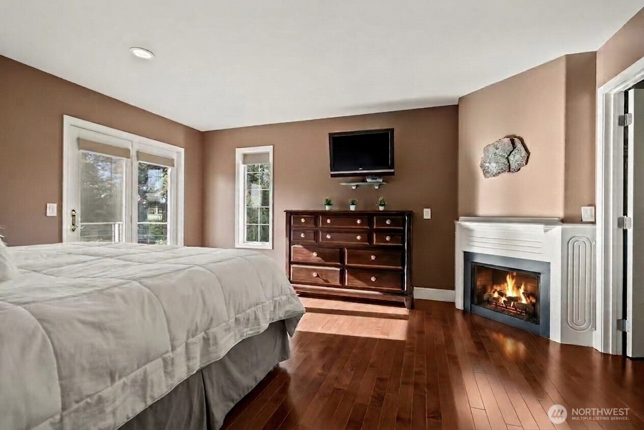 603 Brook Ct Property Photo 18