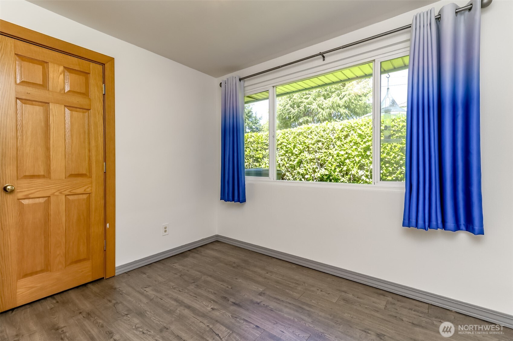 16016 12th Avenue Property Photo 7