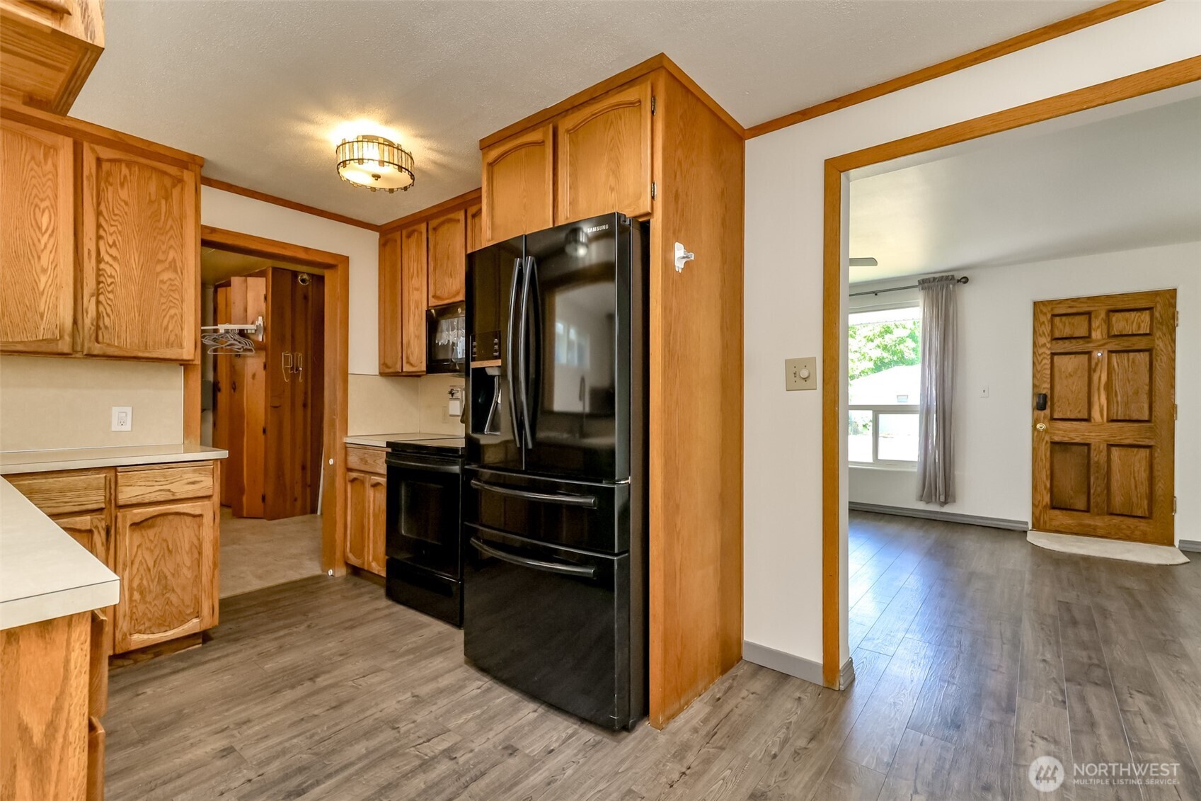 16016 12th Avenue Property Photo 11