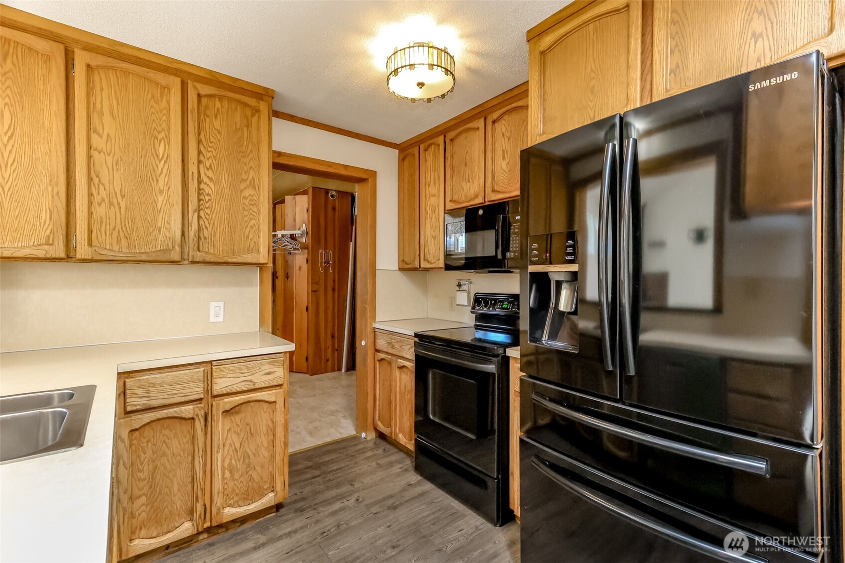 16016 12th Avenue Property Photo 12