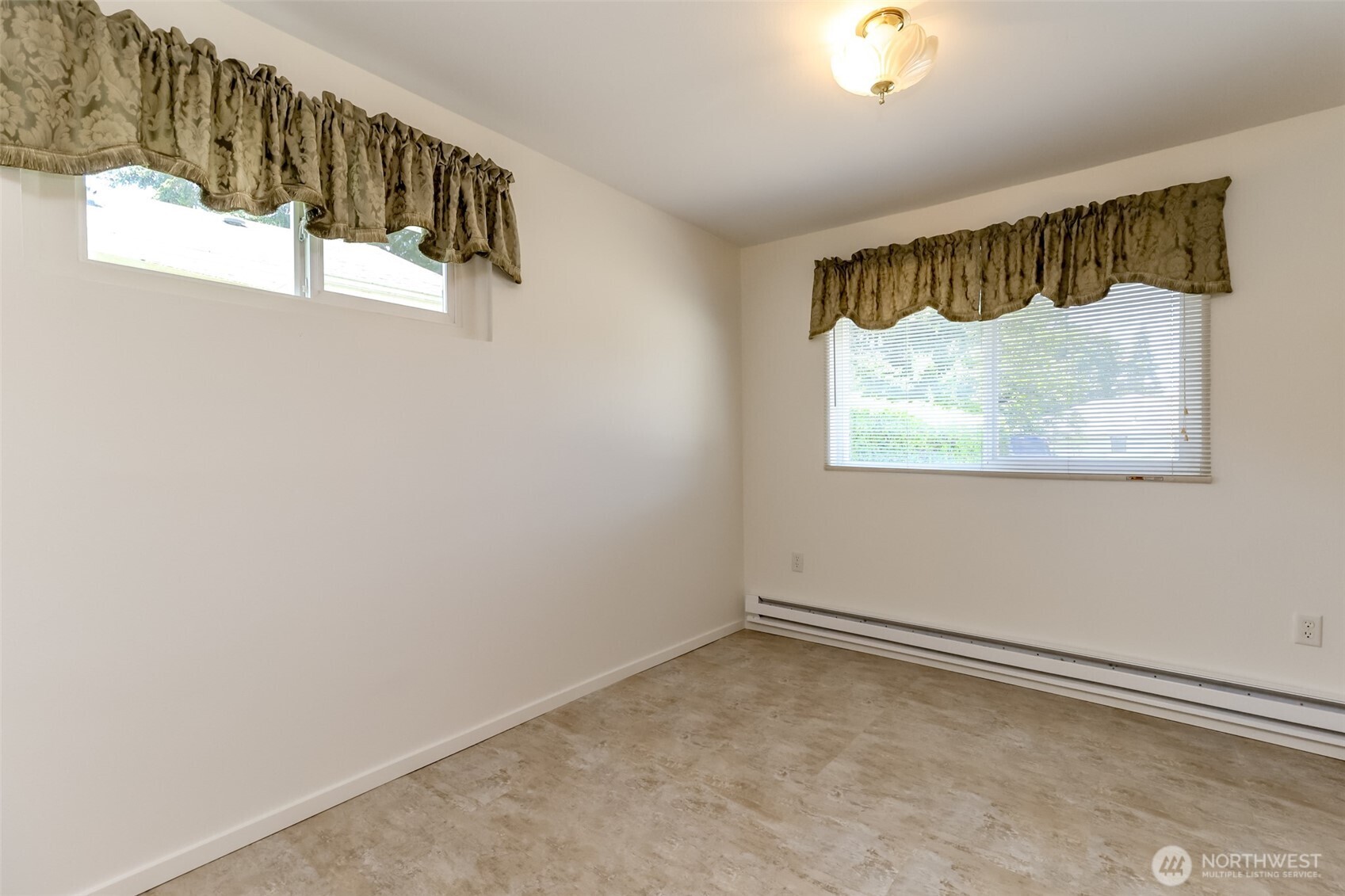 16016 12th Avenue Property Photo 21
