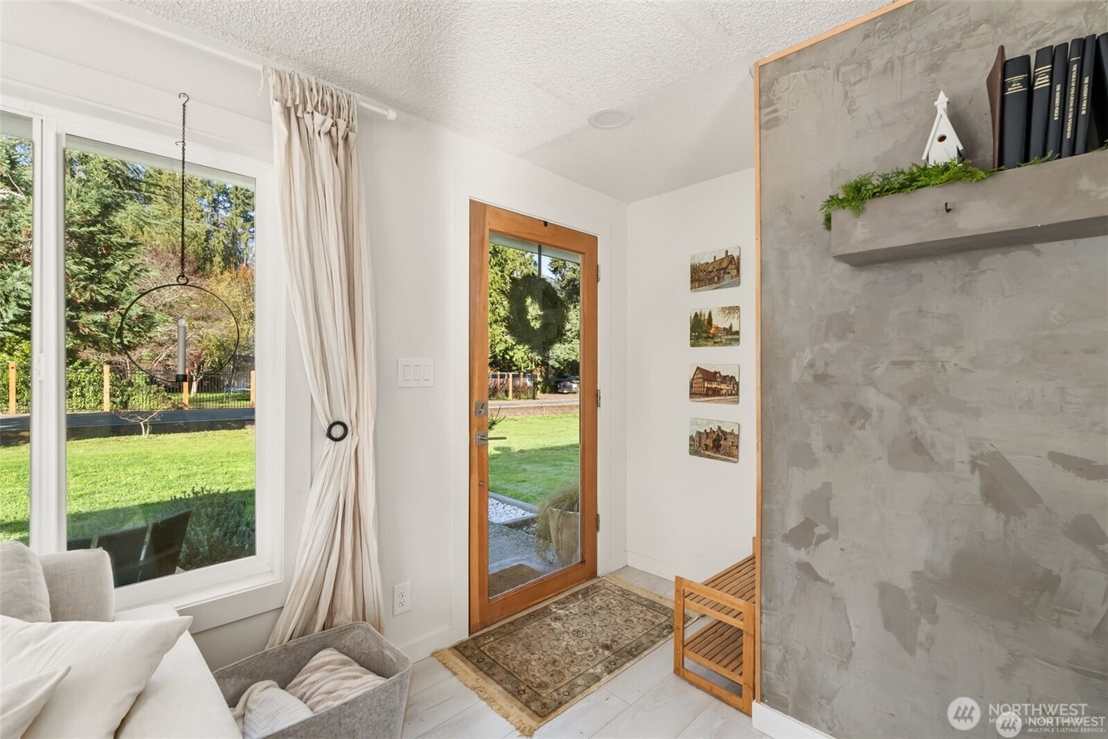 907 Byham Road Property Photo 4