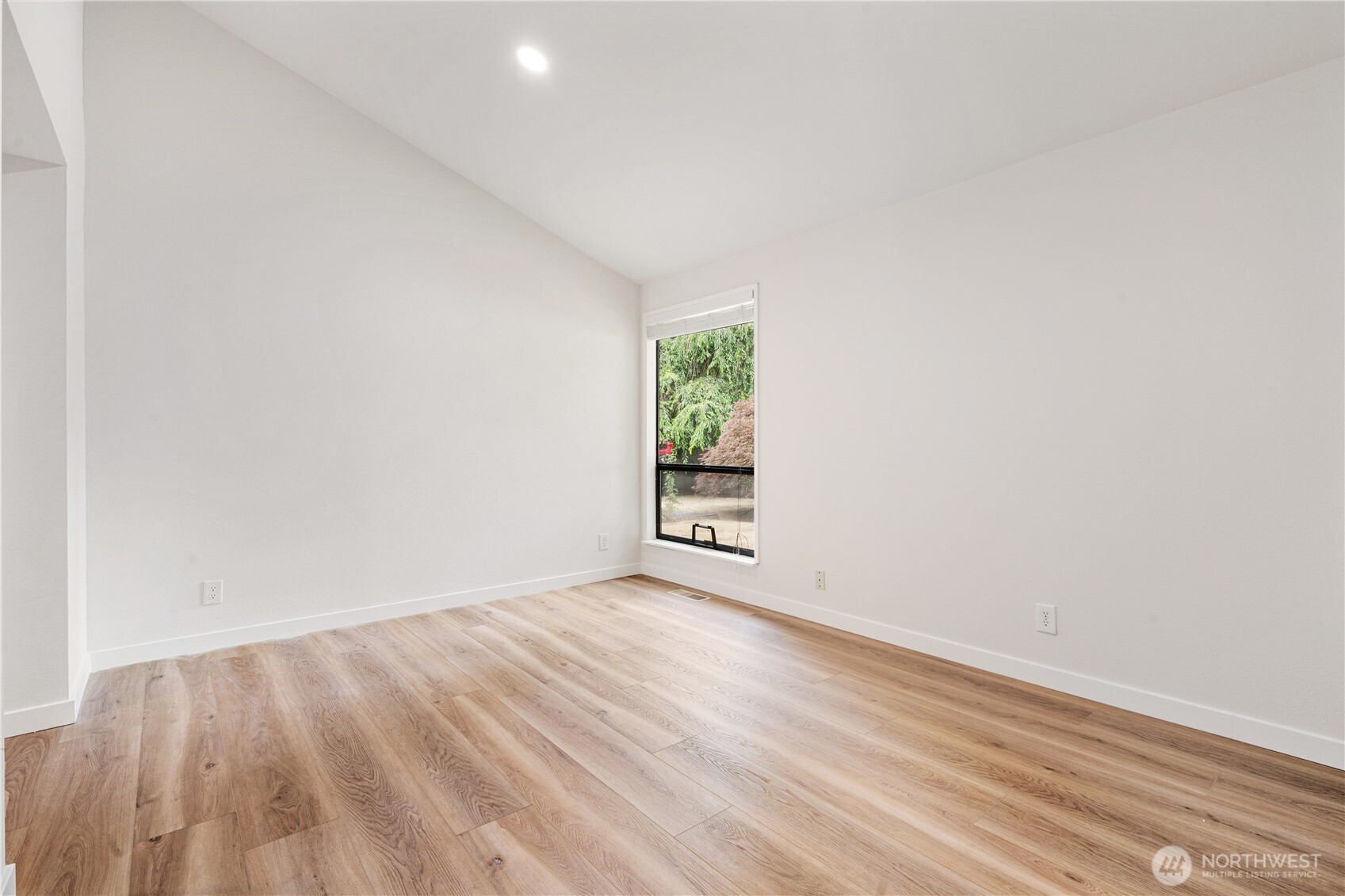 3216 171st Avenue Property Photo 12
