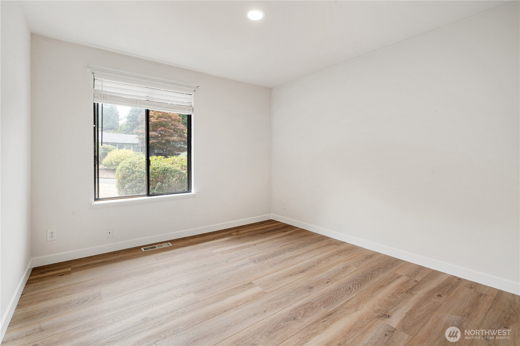3216 171st Avenue Property Photo 15