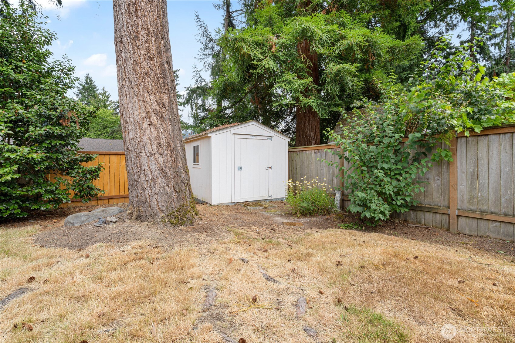 3216 171st Avenue Property Photo 23