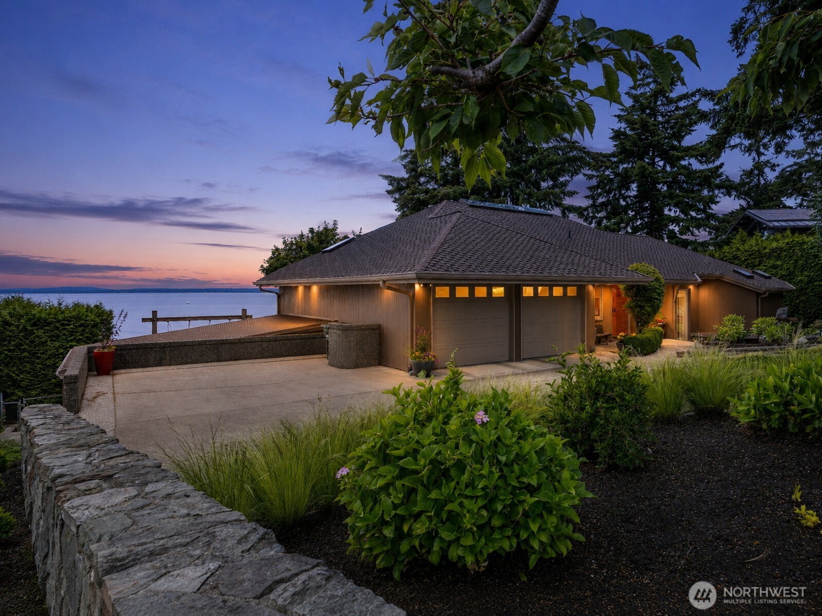 24 Shorewood Drive Property Photo 2