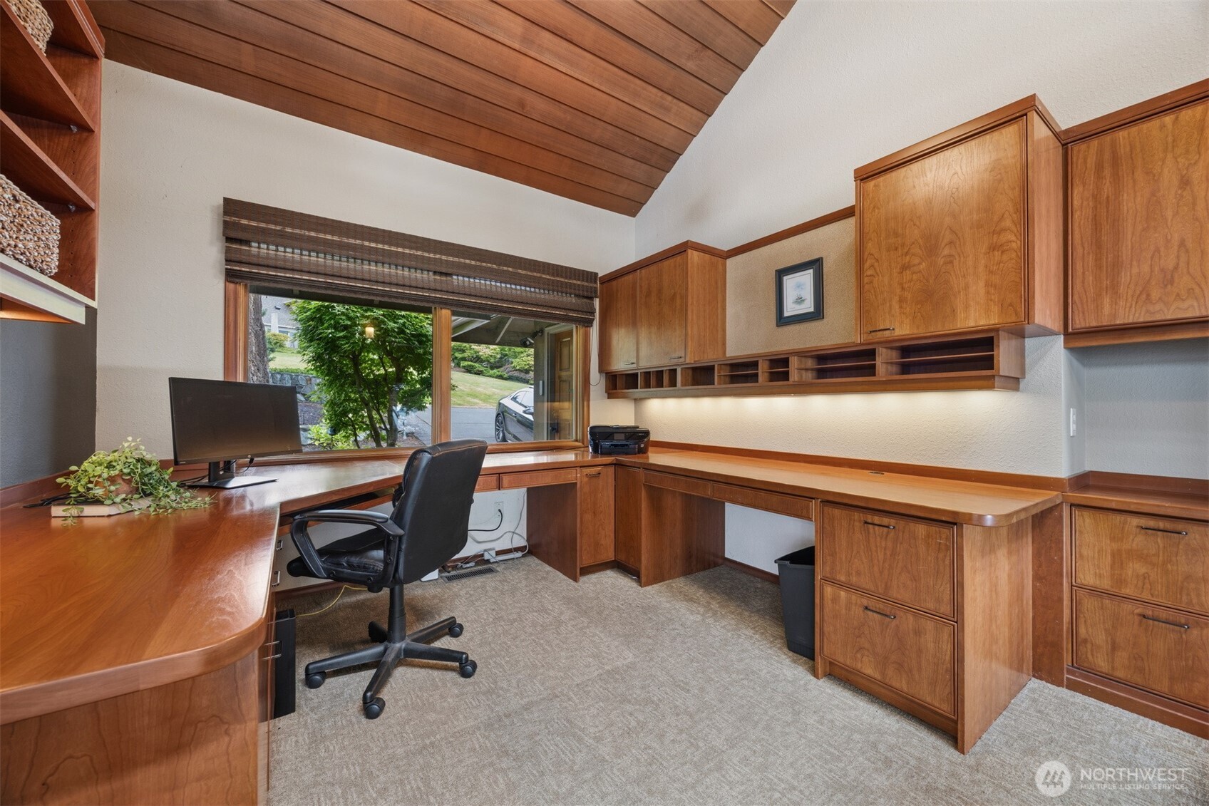 24 Shorewood Drive Property Photo 7