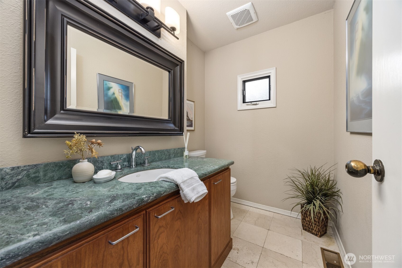 24 Shorewood Drive Property Photo 27