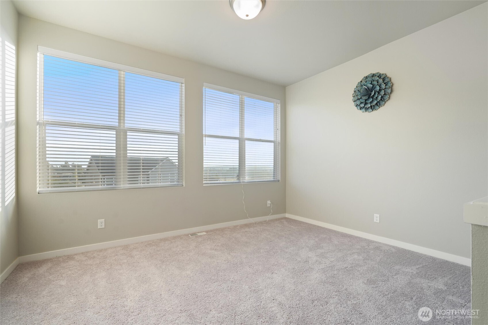 7713 92nd Place Property Photo 26