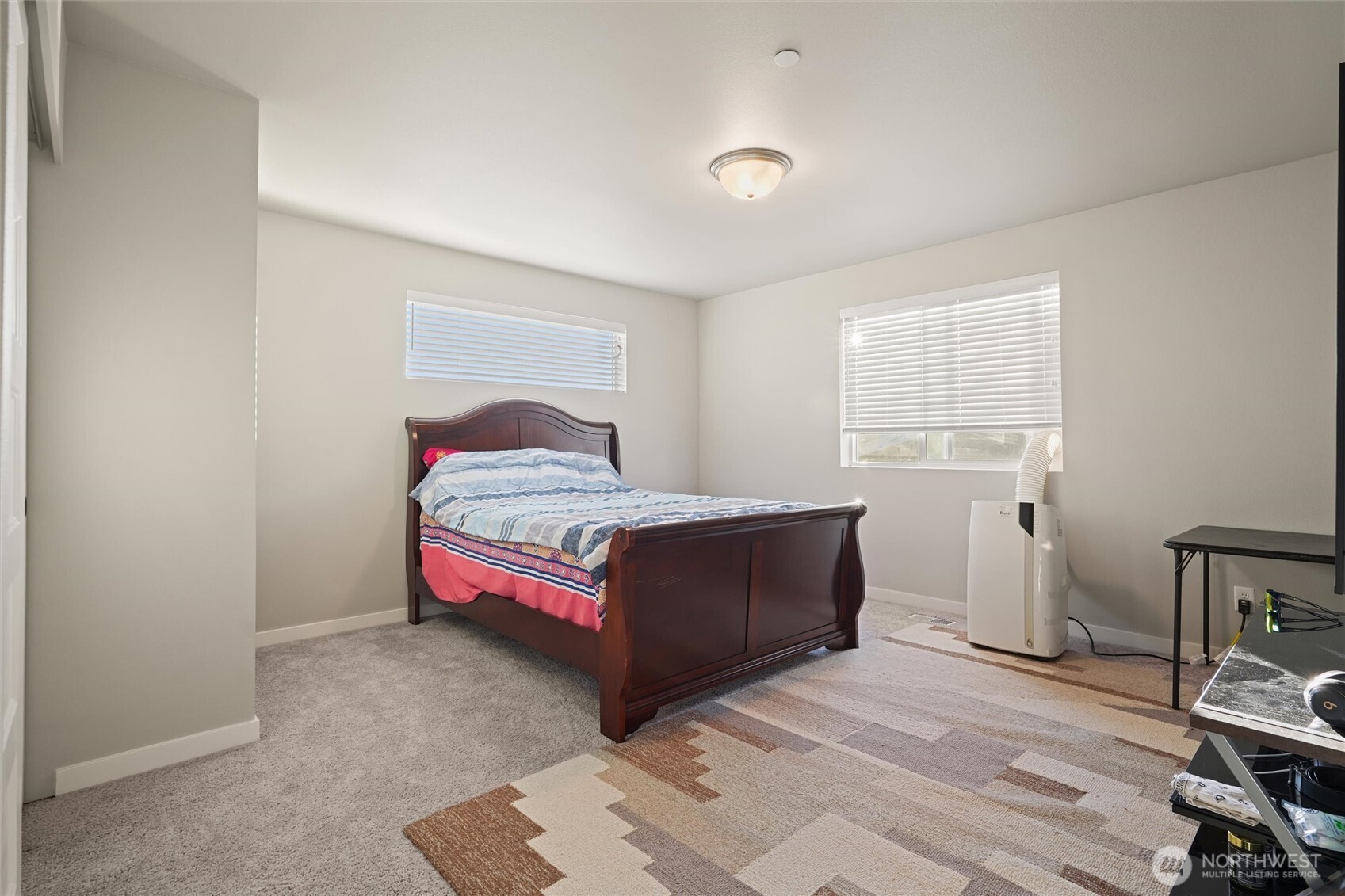 7713 92nd Place Property Photo 27