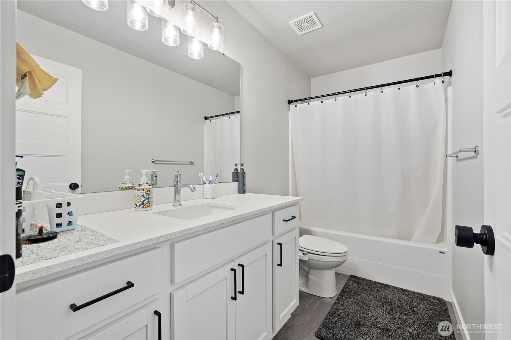 7713 92nd Place Property Photo 29