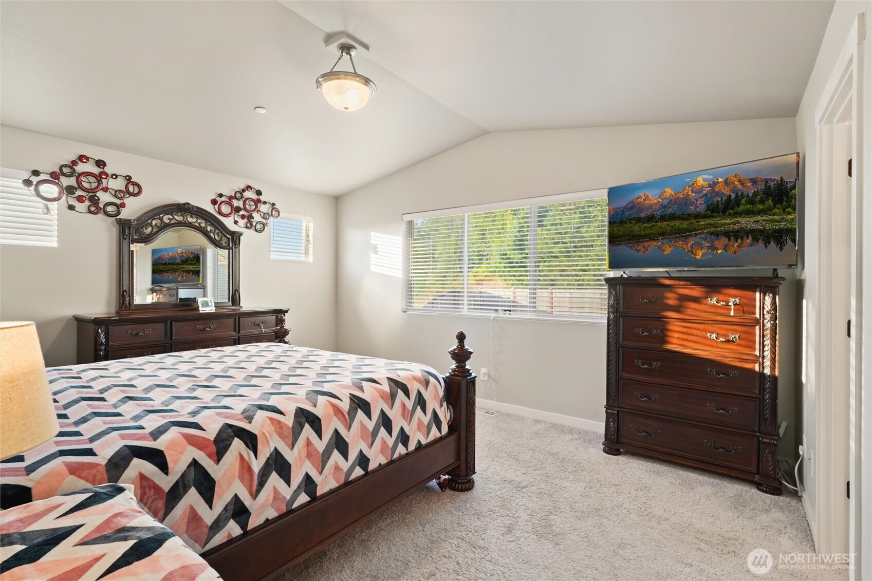 7713 92nd Place Property Photo 31