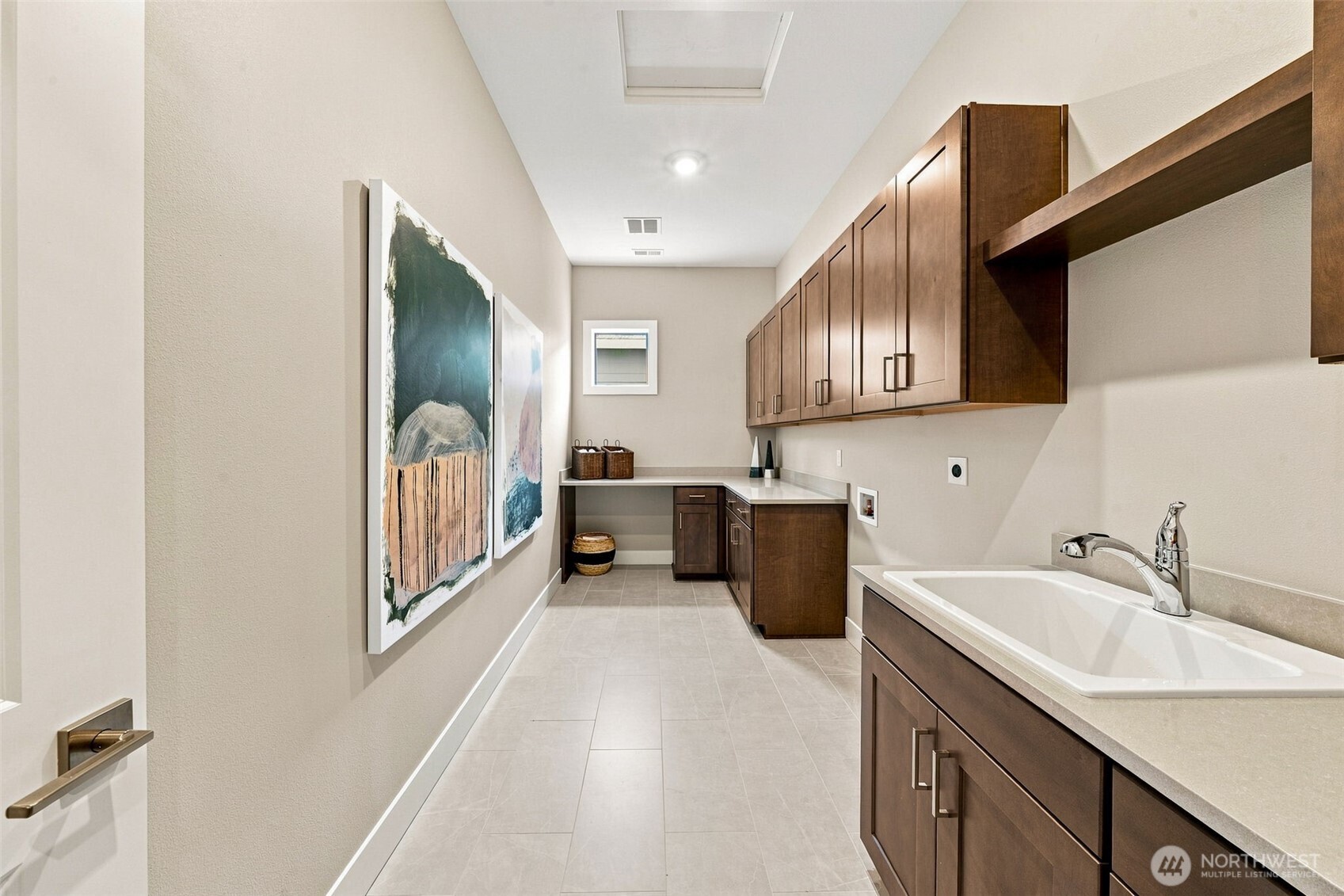 20567 148th Street 2513 Property Photo 24