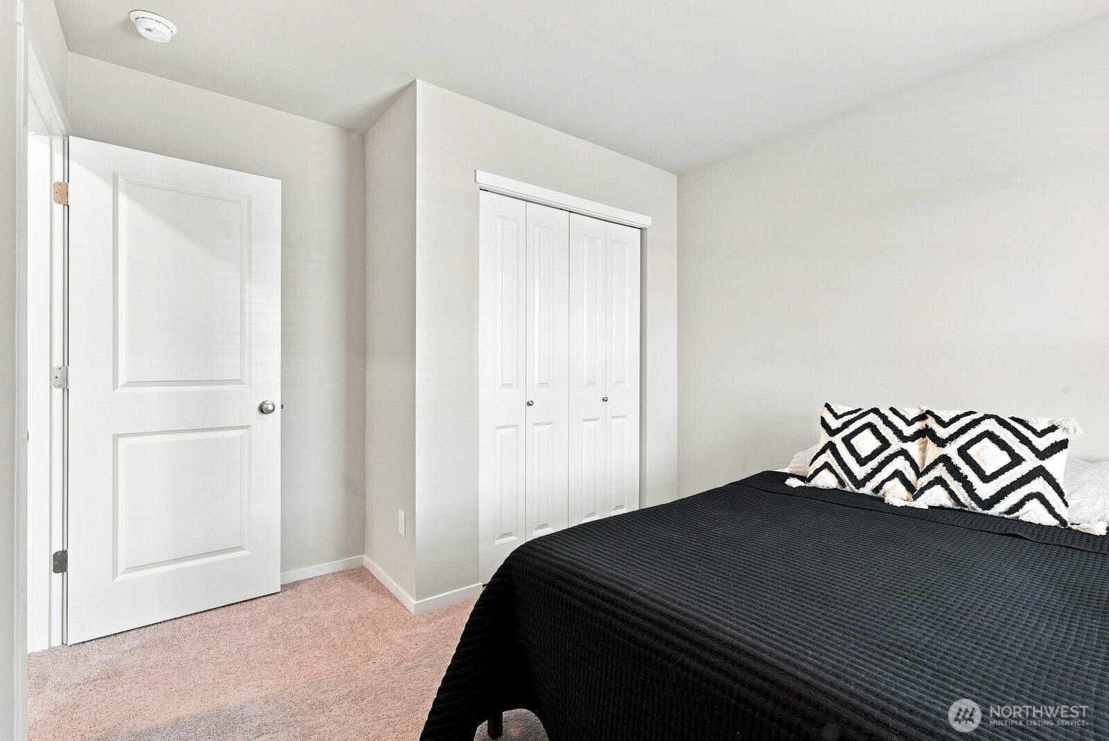 3111 Wrangler Drive Property Photo 26