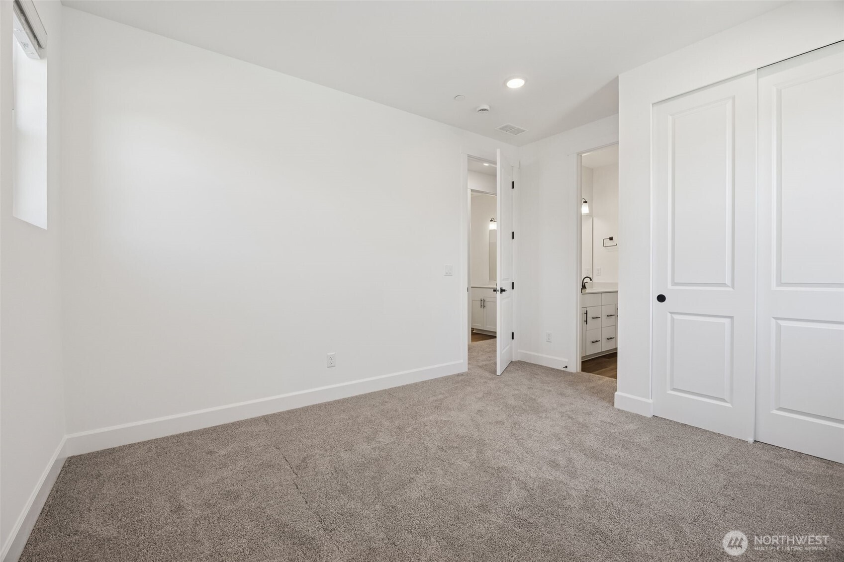 13910 207th Avenue 1384 Property Photo 33