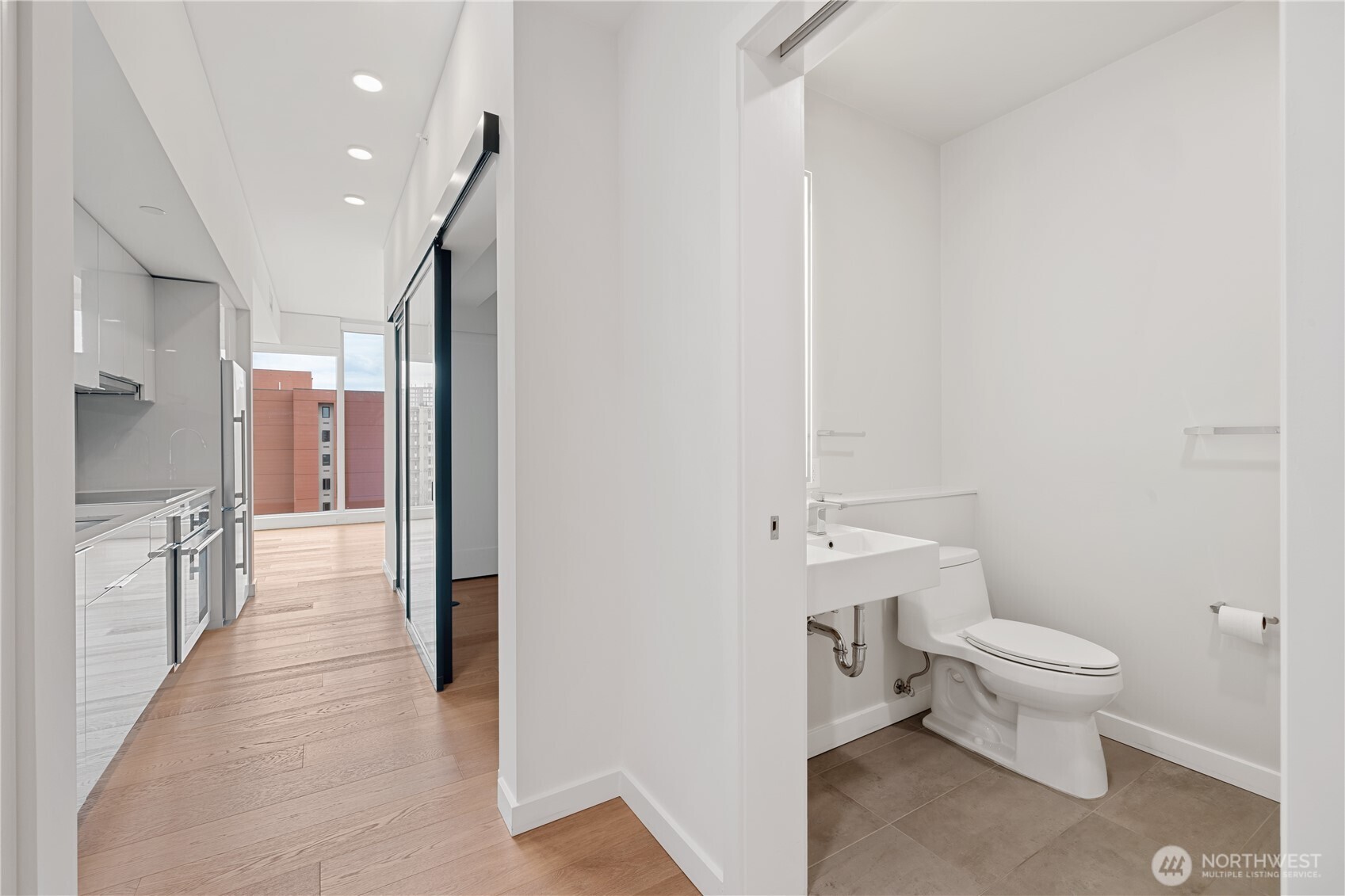 450 Main Street 1205 Property Photo 13