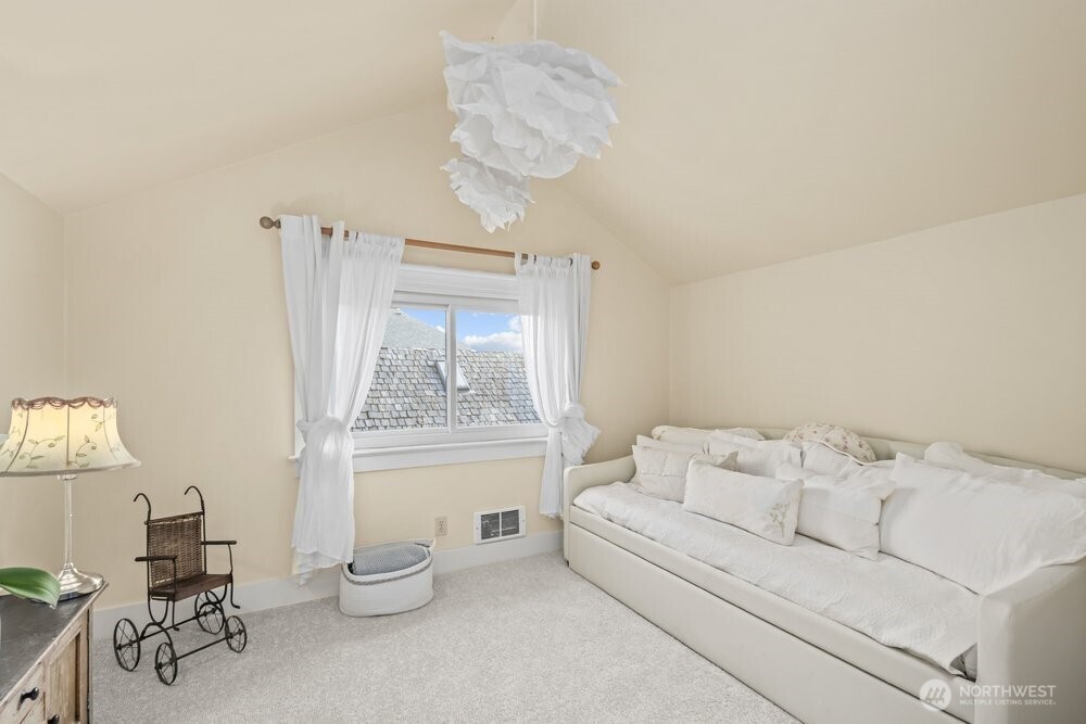 515 30th Avenue Property Photo 27