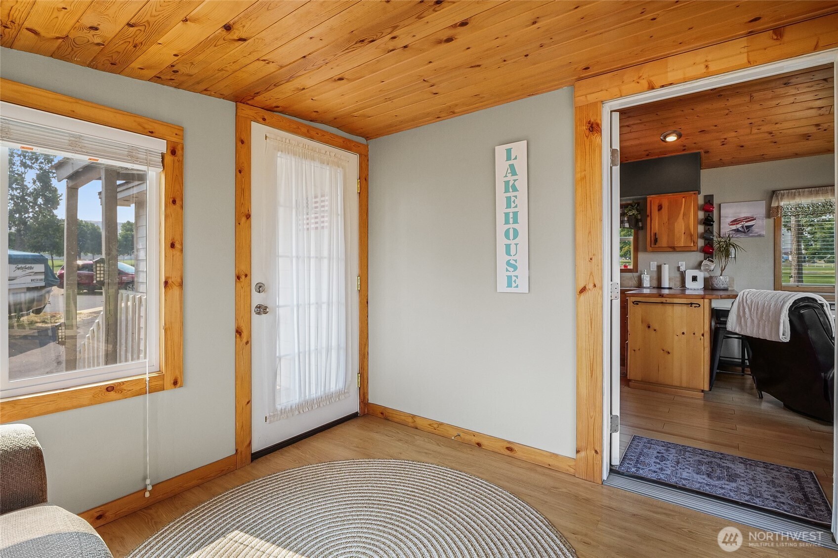7037 Highway 262 50 Property Photo 7