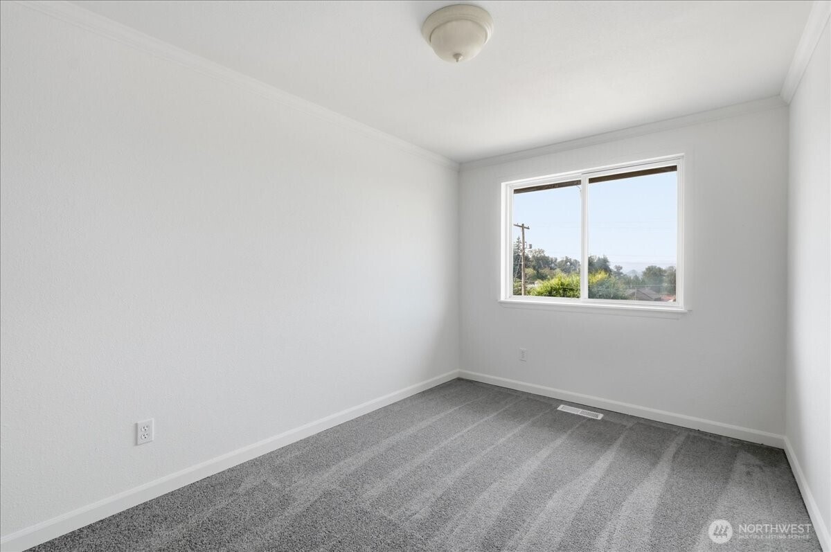 3618 Morris Avenue Property Photo 21