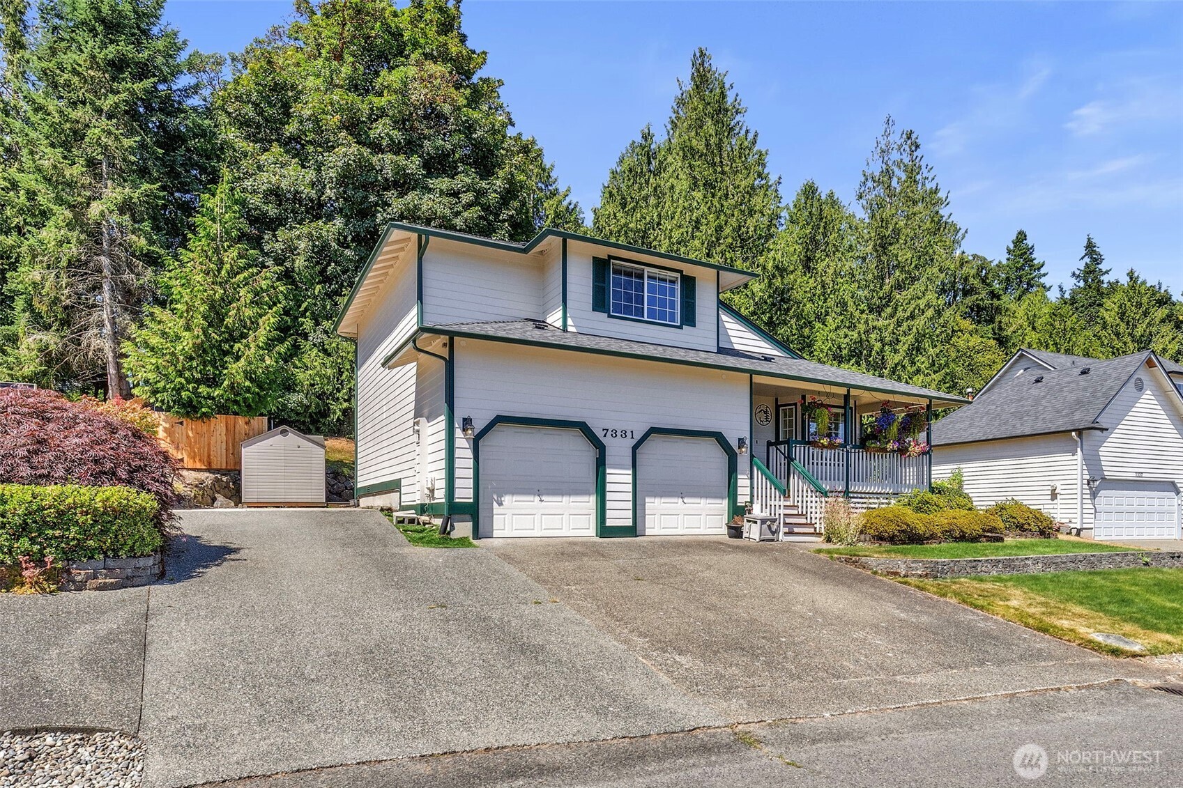7331 Ne Morning View Avenue Property Photo 3