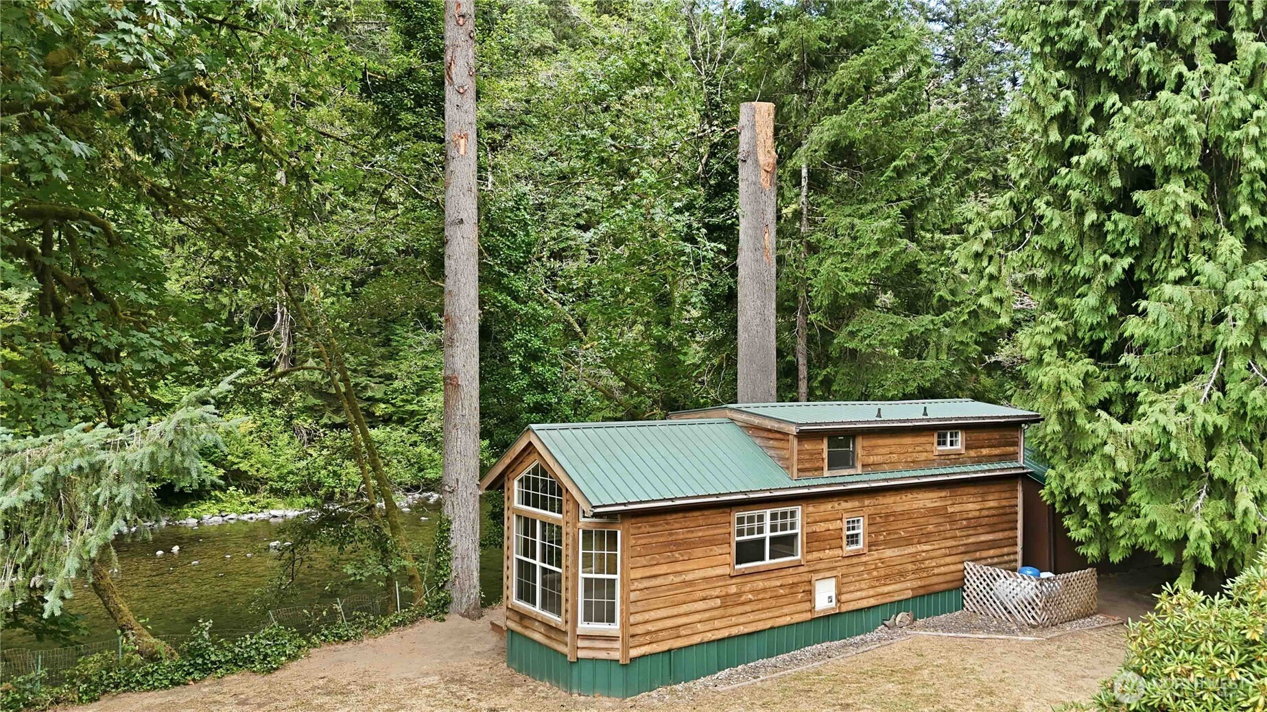 2241 Kalama River Road Property Photo 1