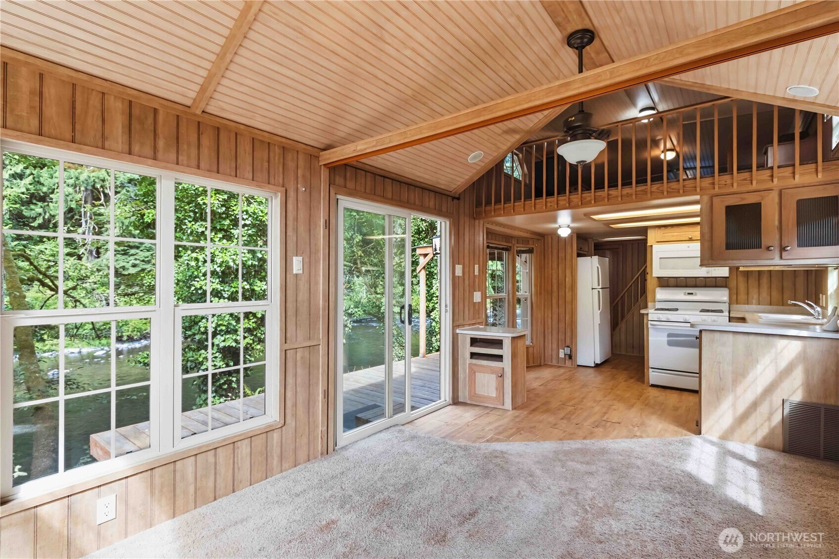 2241 Kalama River Road Property Photo 9