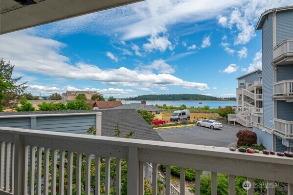 651 Se Bayshore . Drive B201 Property Photo 10