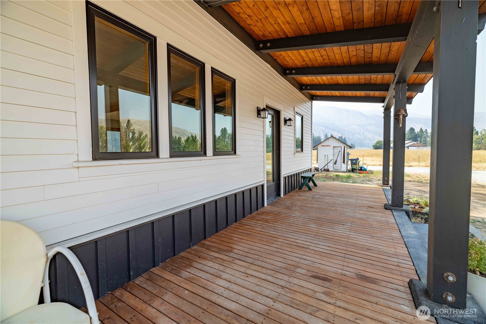196 Gold Creek Loop Road Property Photo 8