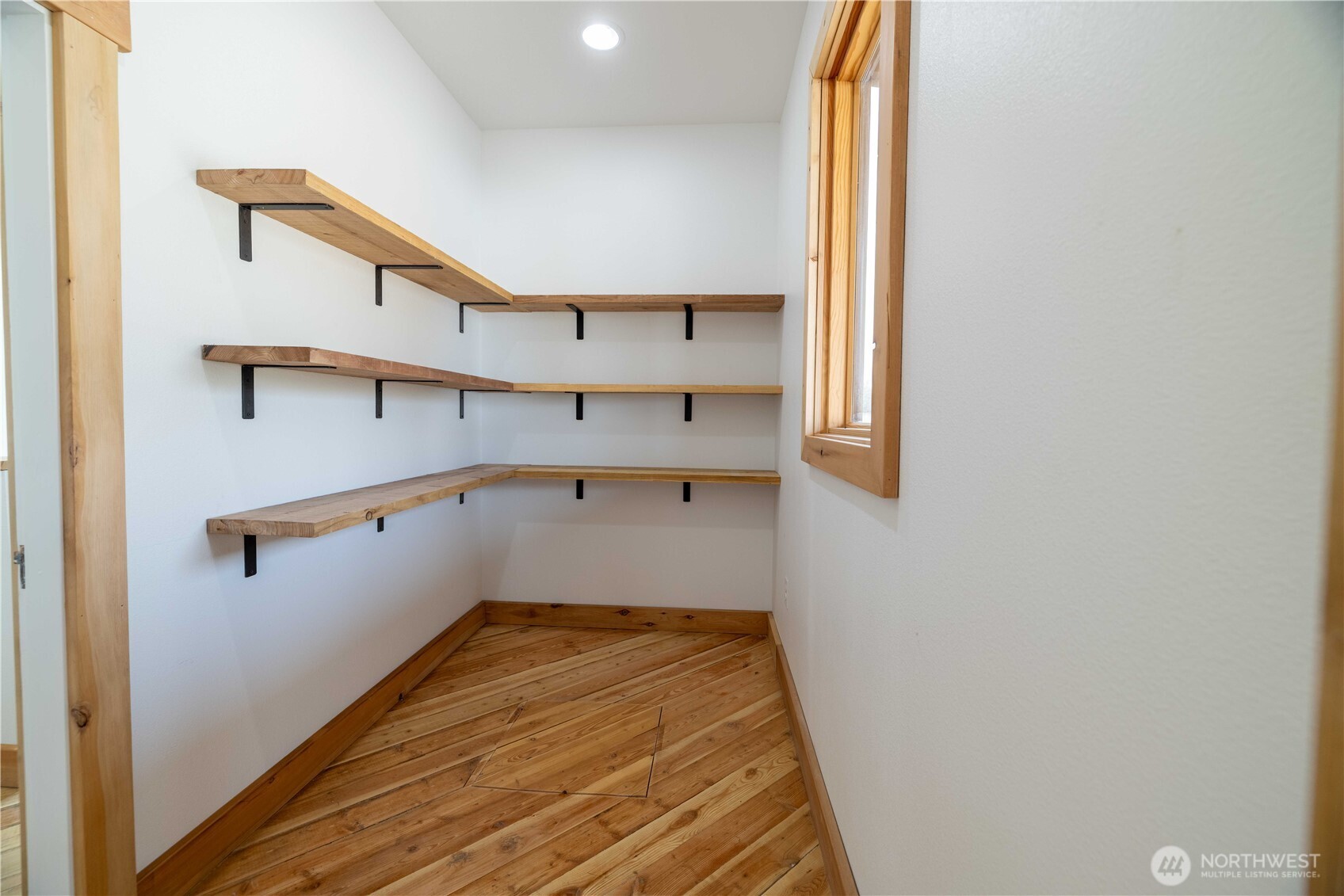 196 Gold Creek Loop Road Property Photo 18