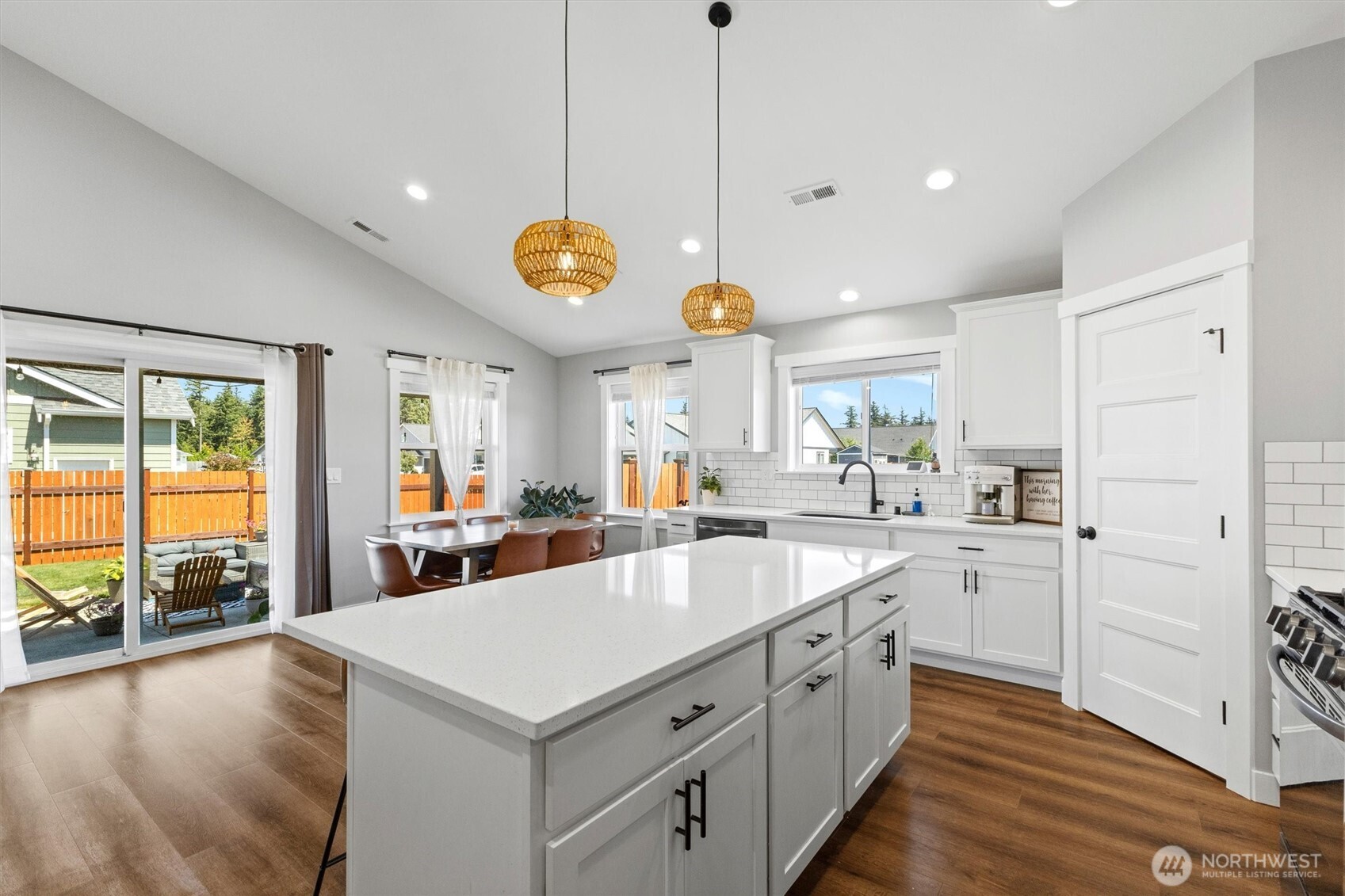1304 Cashmere Property Photo 8
