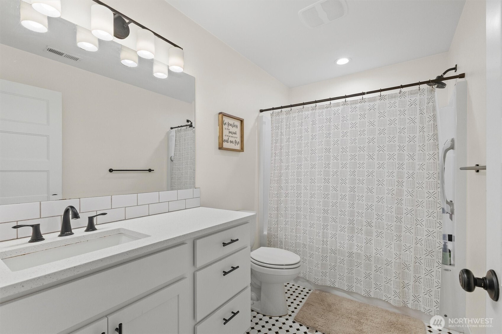 1304 Cashmere Property Photo 17