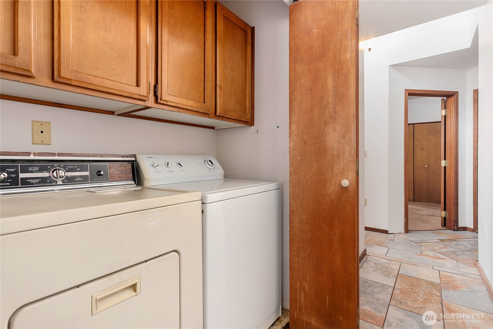2526 Vining Street Property Photo 16