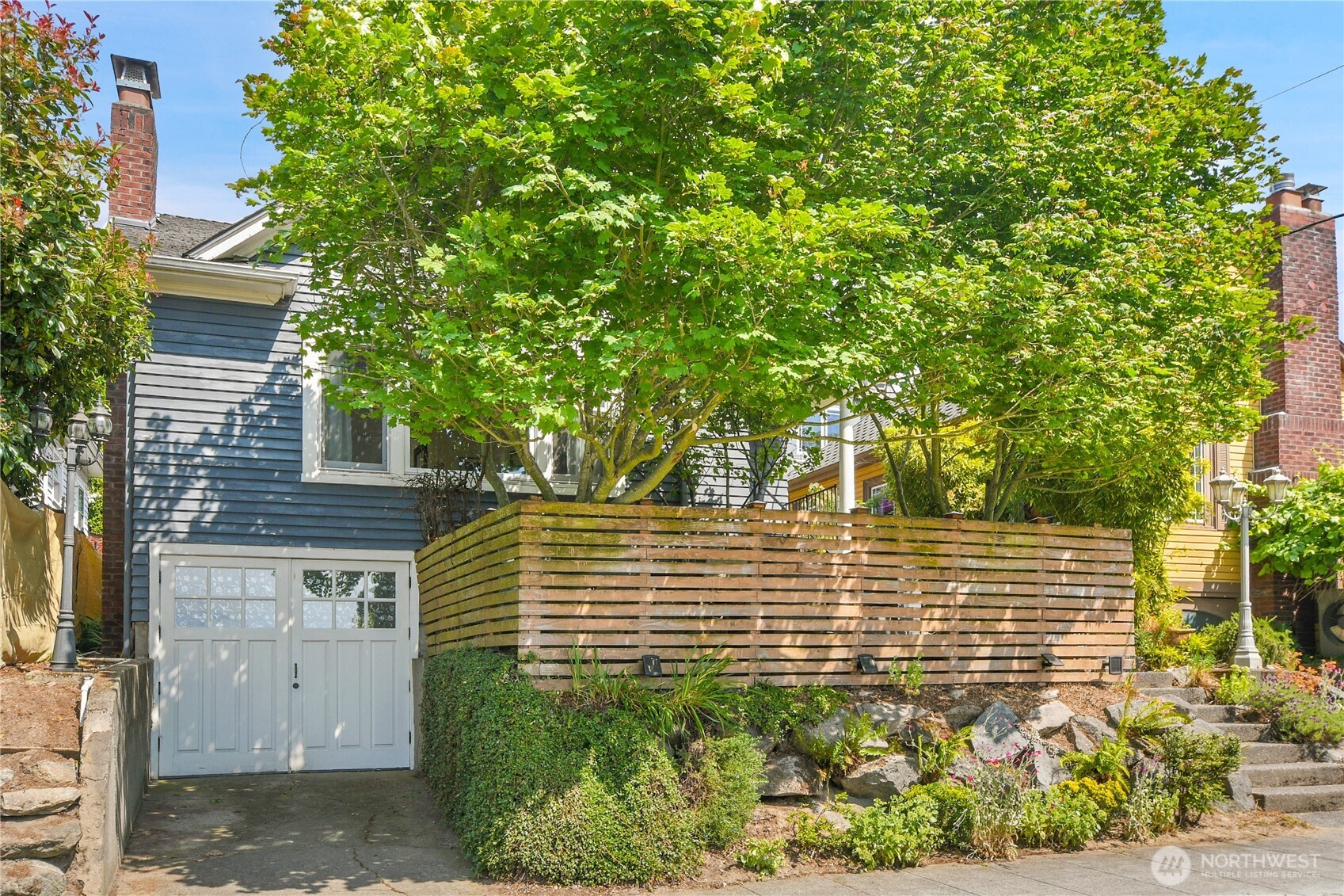 1916 11th Avenue Property Photo 3