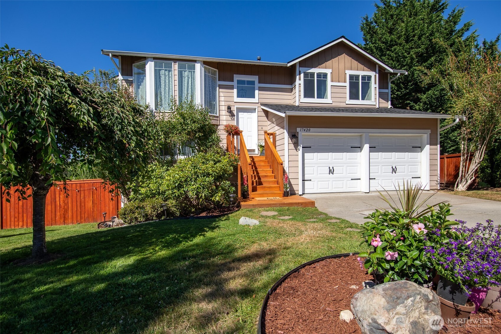 17420 73rd Drive Property Photo 1