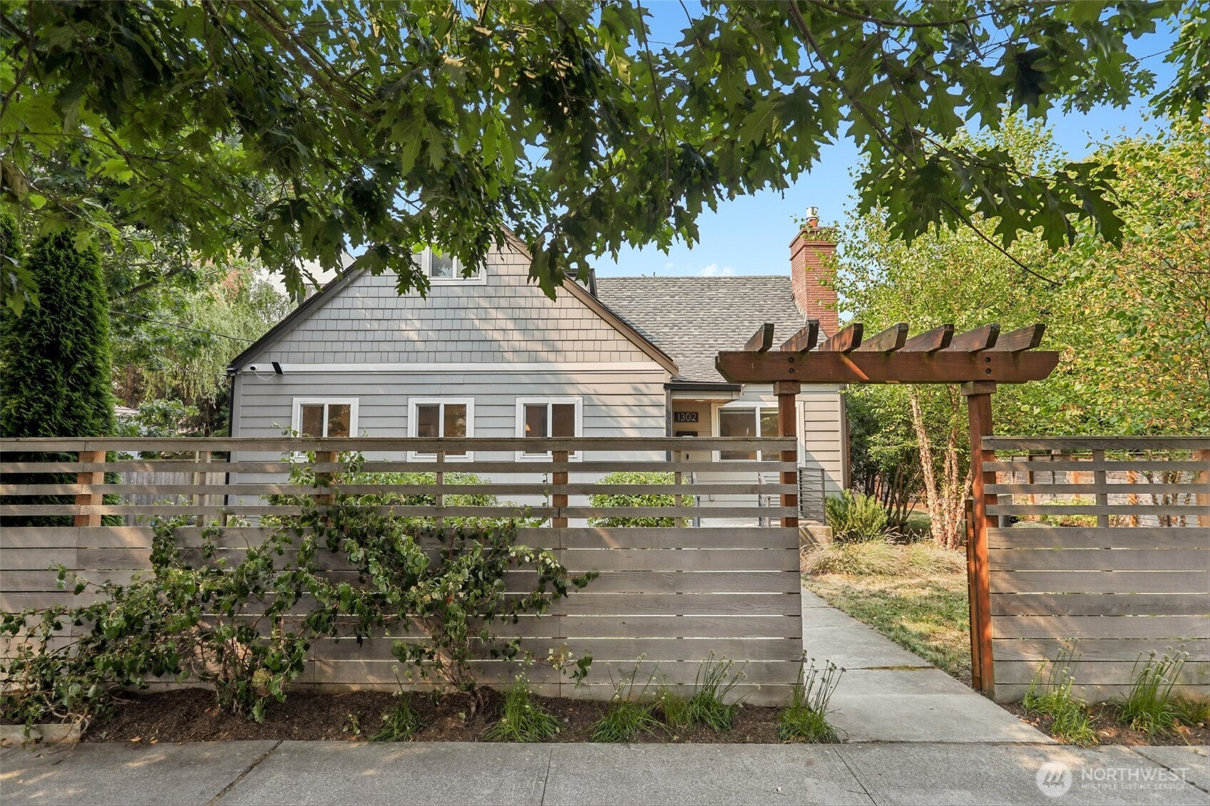 1302 Nw 90th Street Property Photo 2