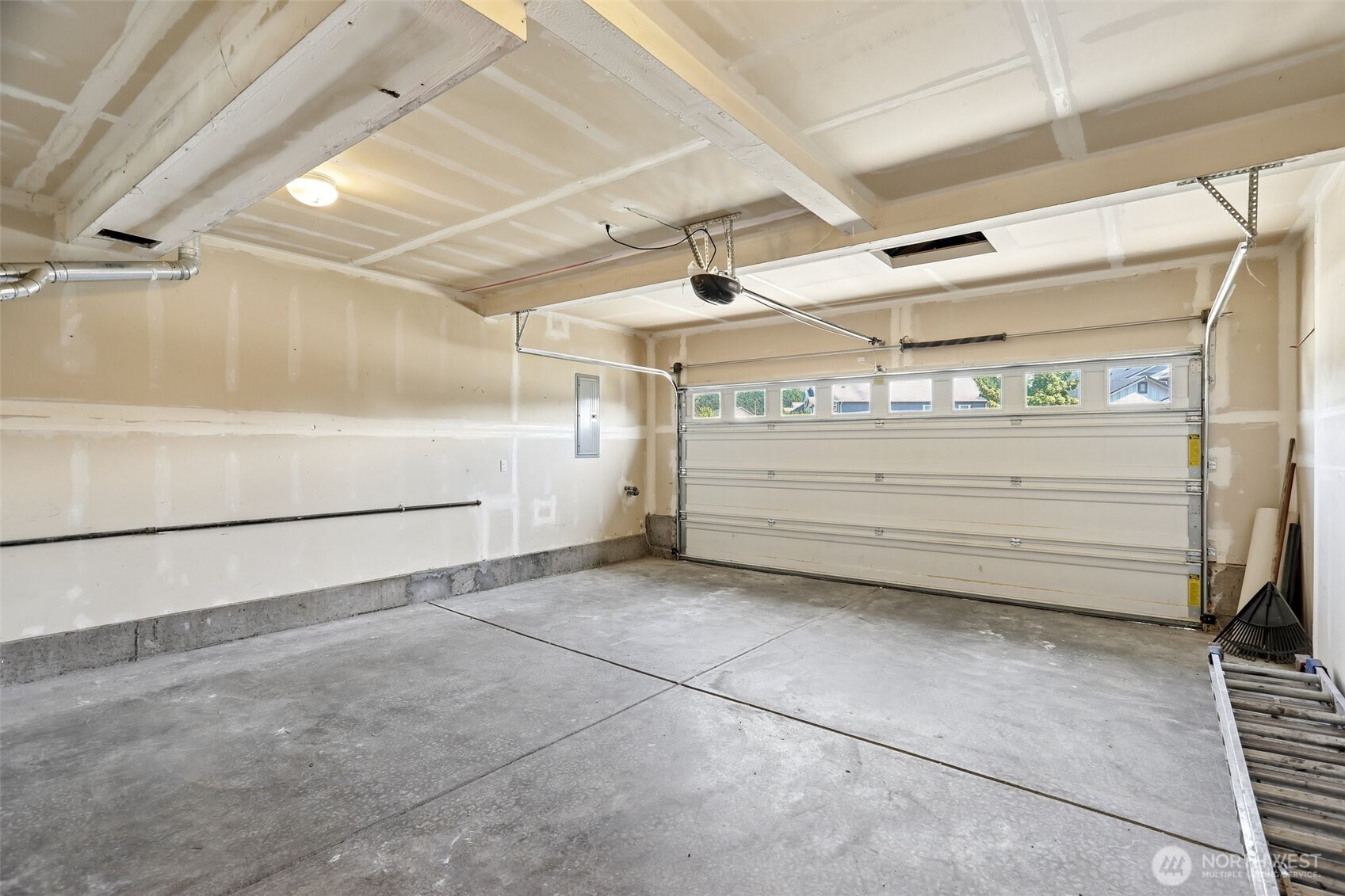 17918 81st Drive Property Photo 37