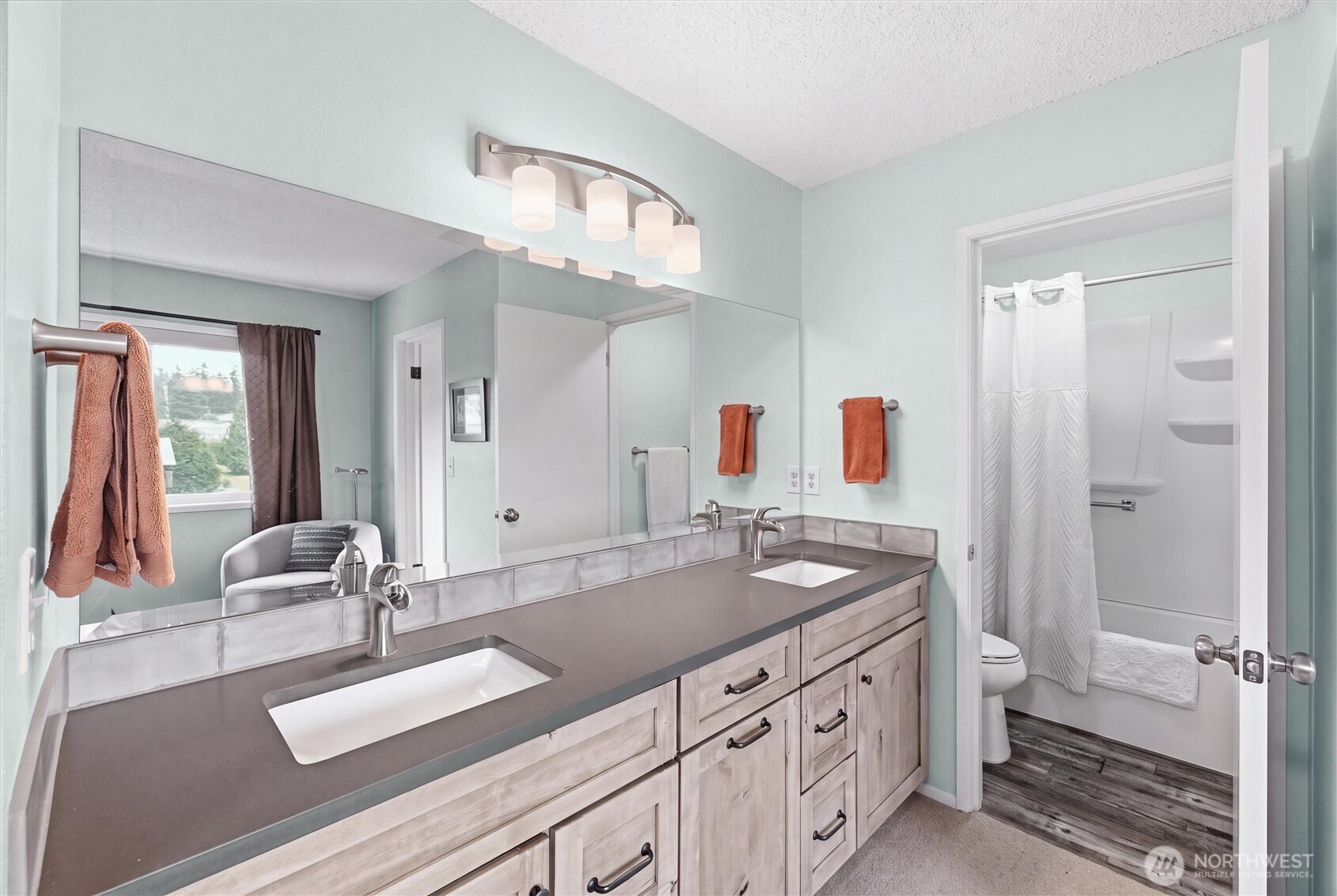 1800 Skyline Way 306 Property Photo 9