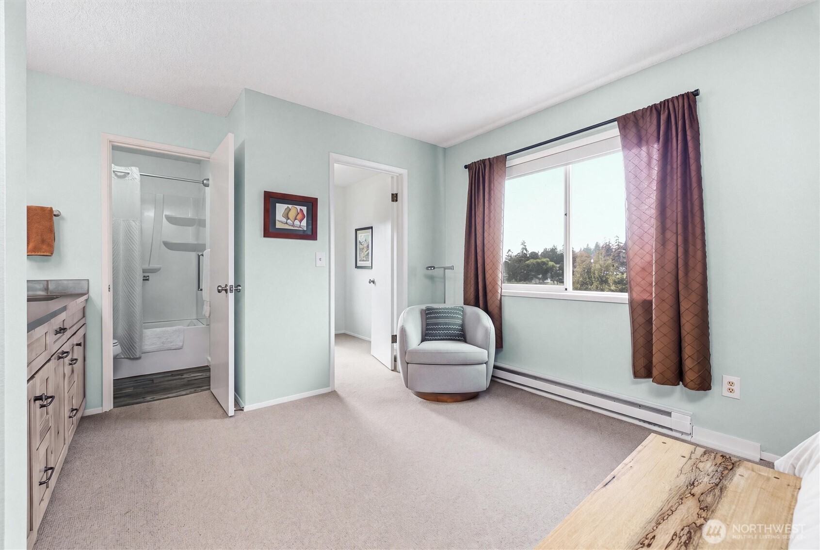 1800 Skyline Way 306 Property Photo 11