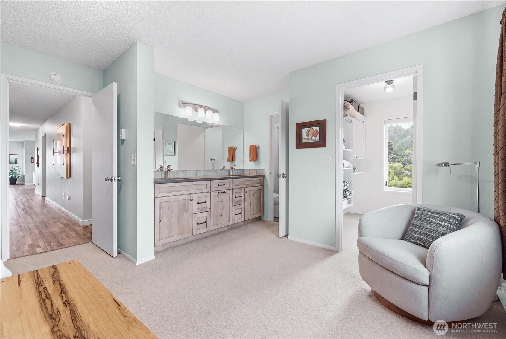 1800 Skyline Way 306 Property Photo 12