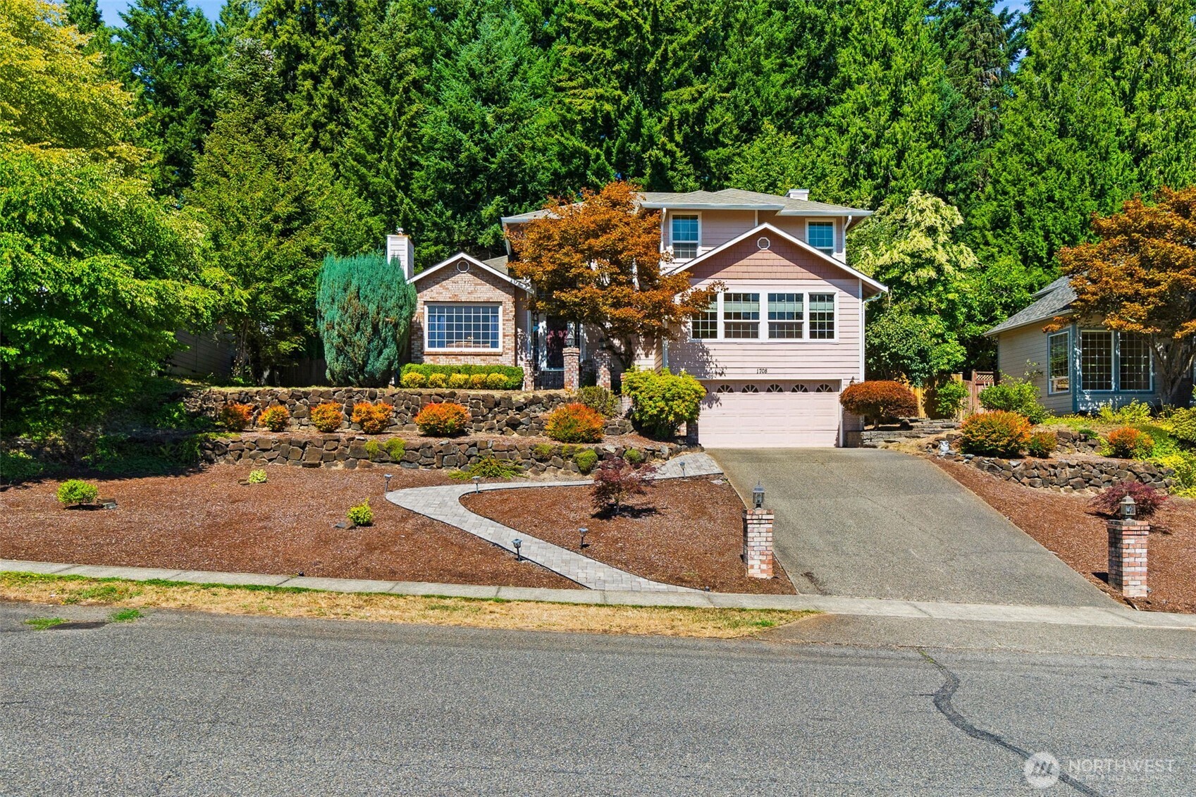 1708 Arab Drive Property Photo 1
