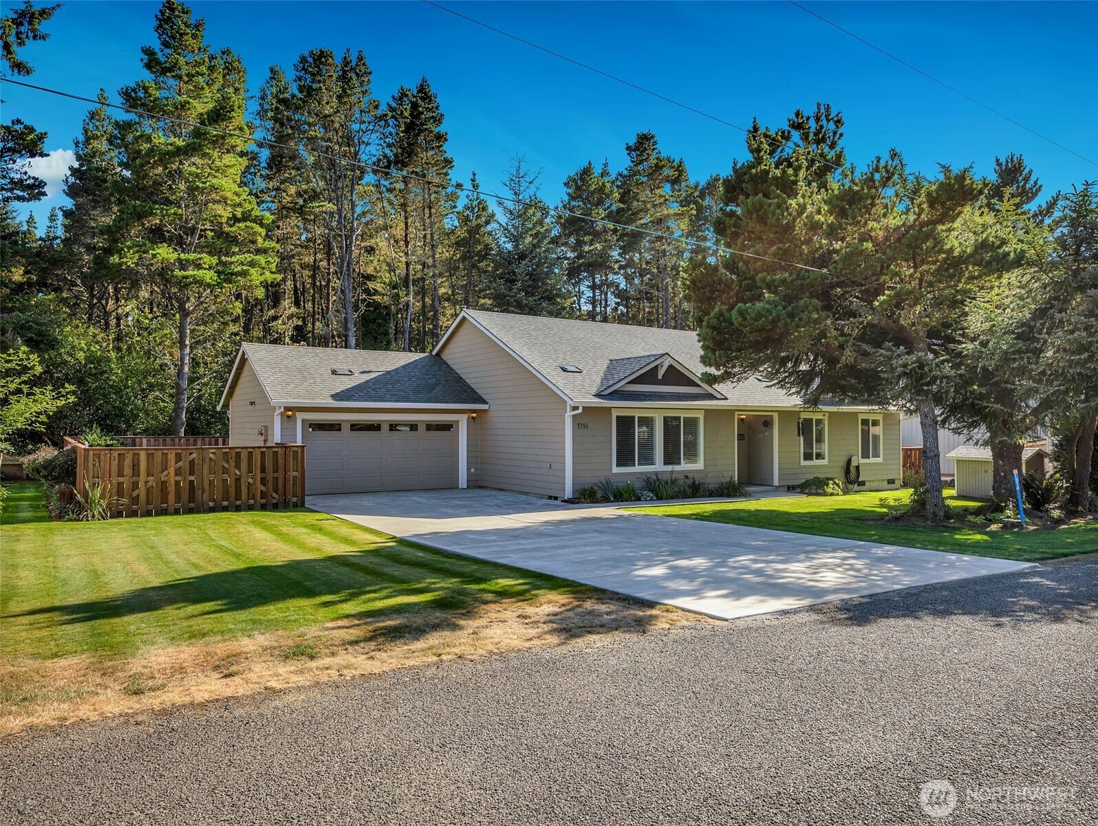 1314 187th Place Property Photo 4
