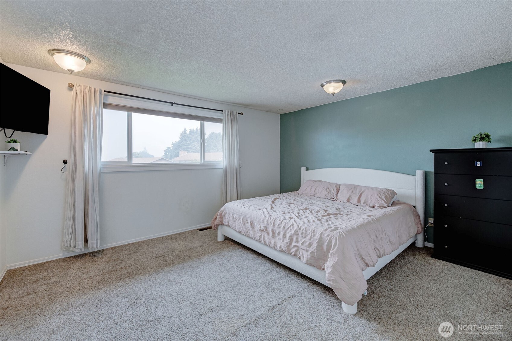 420 N Huber Court Property Photo 16