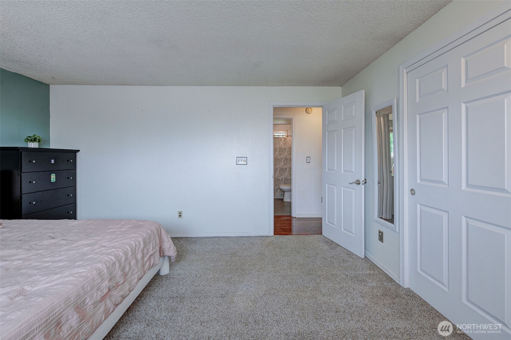420 N Huber Court Property Photo 17