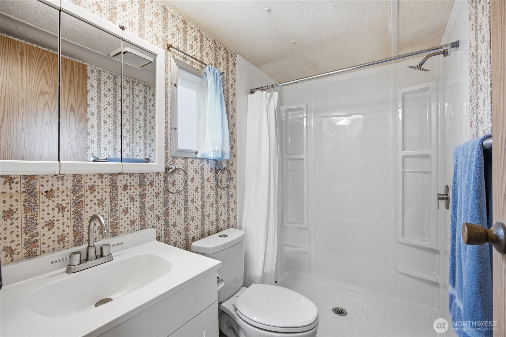 2240 W Broadway Avenue 22 Property Photo 18