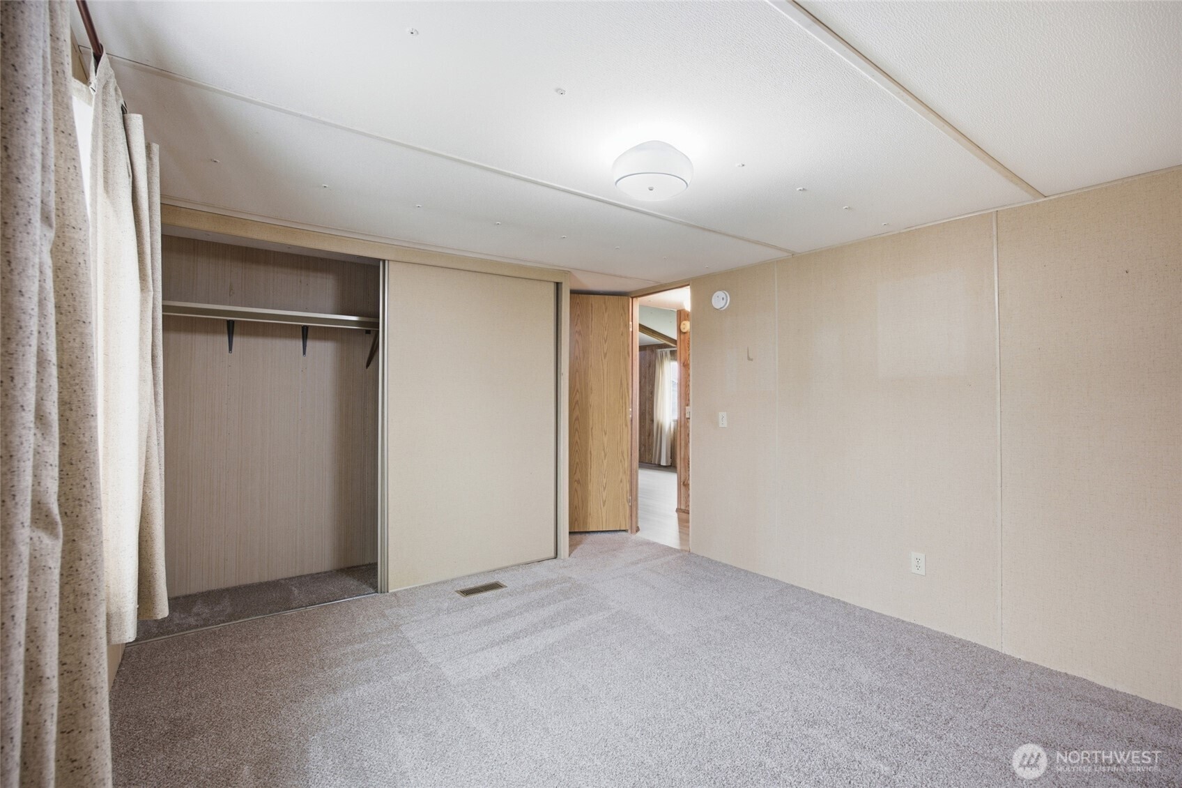 2240 W Broadway Avenue 22 Property Photo 20