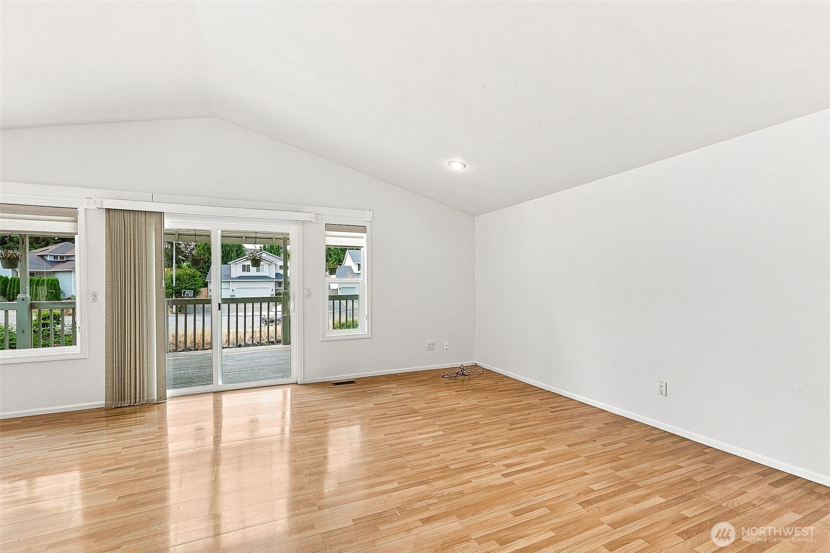 5022 136th Street Property Photo 9