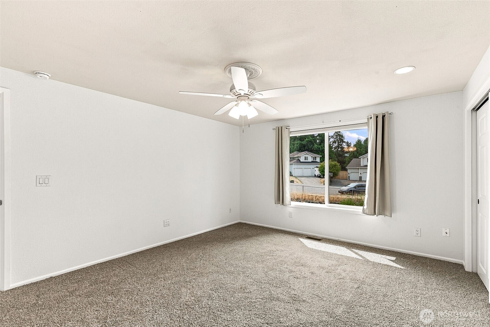 5022 136th Street Property Photo 20